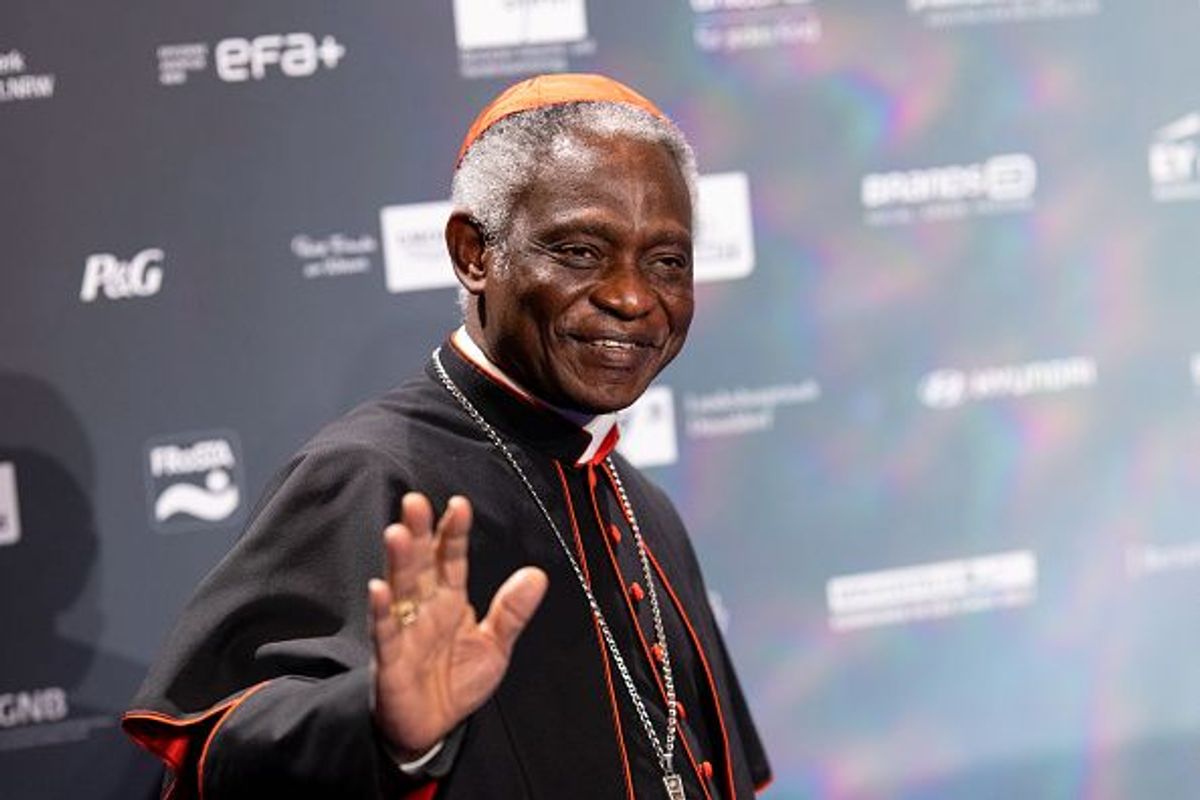 Cardinal Peter Turkson waving 